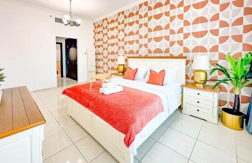 Dubai Apartamento | Amazing 2 Bedroom in Al Rabia Tower in Majan 6PPL