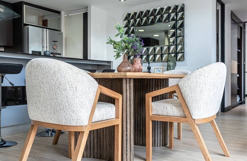 Lalinde Apartamento | Amazing 2-Story Poblado Penthouse Wow Factor! New Renovation June 2023!