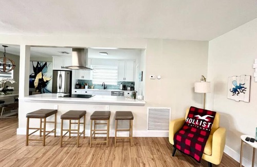 Hollywood Lakes Apartamento | Amazing 3 bd villa near beach