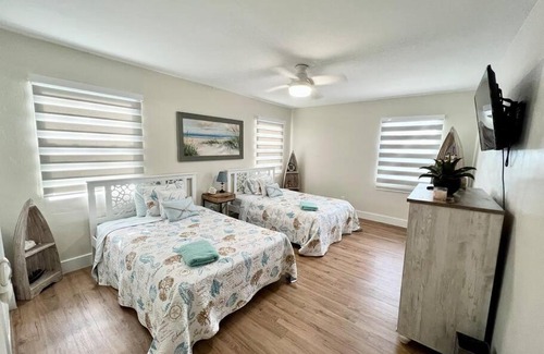 Hollywood Lakes Apartamento | Amazing 3 bd villa near beach