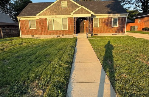 Vollintine-Evergreen Casa | Amazing 3-bedroom house with AC in Memphis