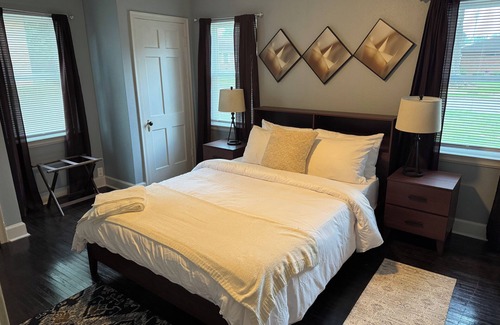 Vollintine-Evergreen Casa | Amazing 3-bedroom house with AC in Memphis