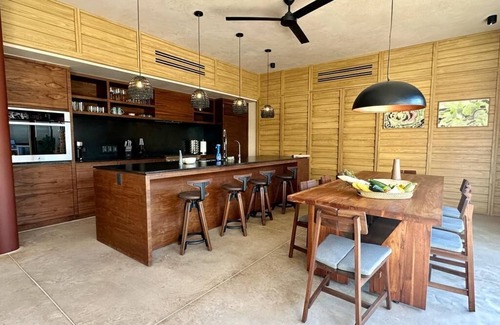 San José del Cabo Complejo | Amazing, 3br contemporary Acre Resort Hacienda with private pool and hot tub.
