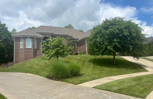 Buechel Casa | Amazing 4-bedroom home available for PGA Championship 2 .5 miles from Valhalla