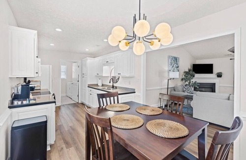 New Bern Casa | Amazing 4 Bedroom Home Mins to Downtown New Bern