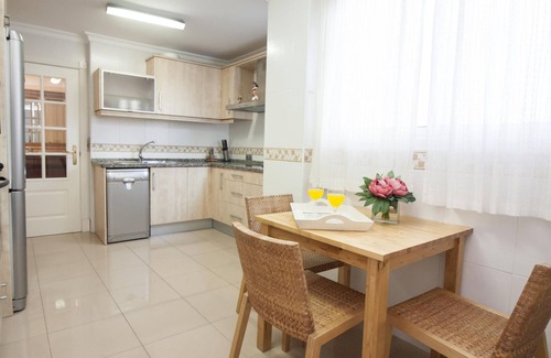 La Malagueta Apartamento | Apartamento Málaga, 4 dormitorios, 7 personas