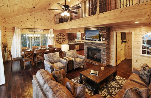 Chalet Village North Cabina | Nueva marca de lujo 4/4 cabina! Teatro, pozo de fuego, 3 cubiertas, 4 Master Suites, ¡VISTAS!