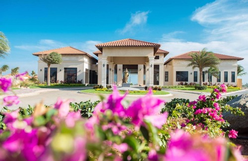 Gold Coast Villa | Amazing 4br3 5BA Villa w Private Pool Goldcoast