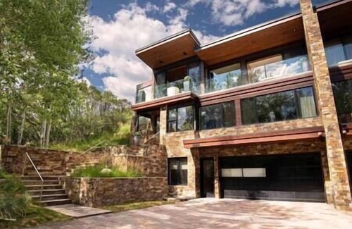 Aspen Casa | Amazing 5 Bedroom 6 Bath Home in Aspen-Great Views