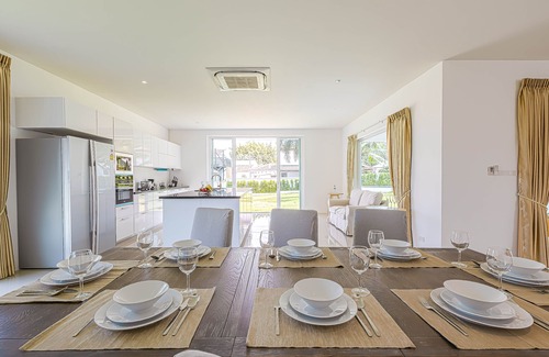 Khao Tao Villa | Amazing 6 Bedroom Pool Villa ED60