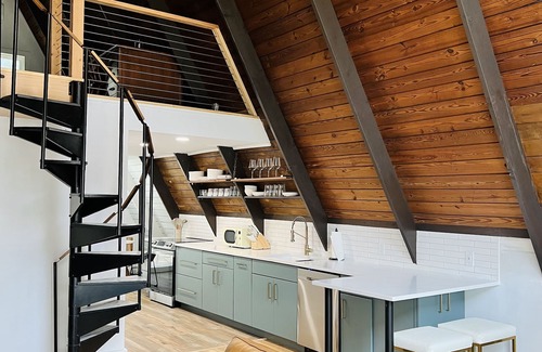 Bynum Cabina | Amazing A-Frame cabin, luxury amenities. Weekly-monthly rental starts Sept 1.