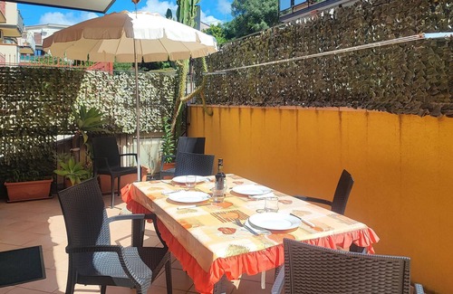 Marina di Caronia Apartamento | Amazing apartment in Caronia Marina with WiFi