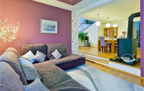 Sveti Ilija Casa | Amazing Apartment In Turcin With Sauna