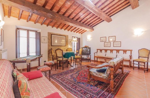Monte Petriolo Apartamento | Amazing apartment in Montepetriolo -PG- with 2 Bedrooms