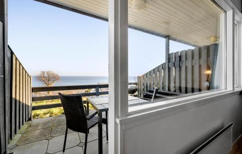 Sandkaas Apartamento | Amazing Apartment In Allinge With Wifi