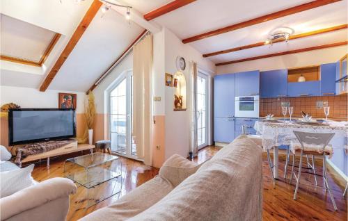 Klanfari Apartamento | Amazing Apartment In Dramalj With Wifi