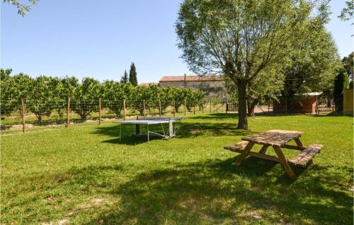 Vallabregues Apartamento | Amazing Apartment In Vallabregues