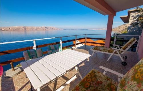Stinica Casa | Amazing Apartment In Jablanac With Wifi
