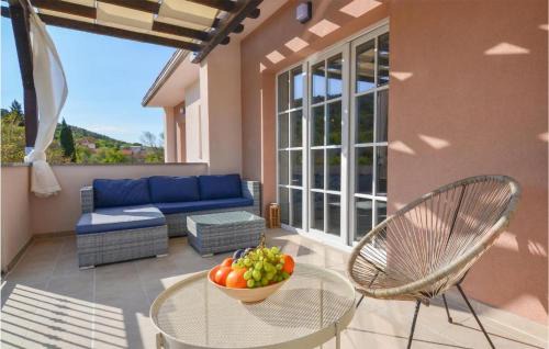 Pirovac Apartamento | Amazing Apartment In Kasic With Wifi