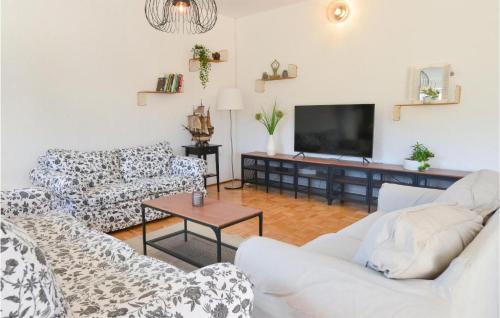 Pirovac Apartamento | Amazing Apartment In Kasic With Wifi
