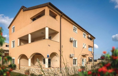 Liznjan Apartamento | Amazing apartment in Liznjan with 1 Bedrooms and WiFi