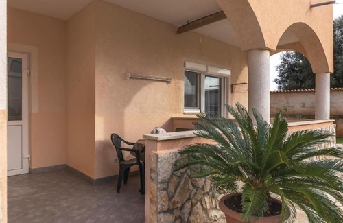 Liznjan Apartamento | Amazing apartment in Liznjan with 1 Bedrooms and WiFi