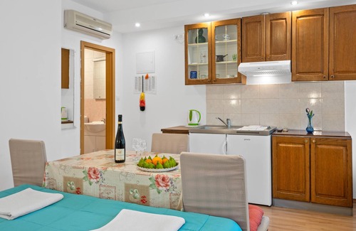 Gradina Apartamento | Increíble apartamento en Lozovac con.