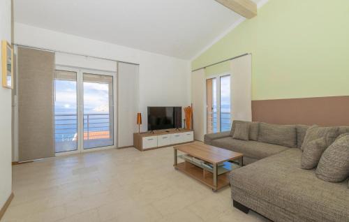 Lukovo Apartamento | Amazing Apartment In Lukovo With Wifi