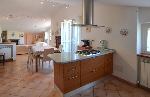 Collesanto Apartamento | Amazing apartment in Magione