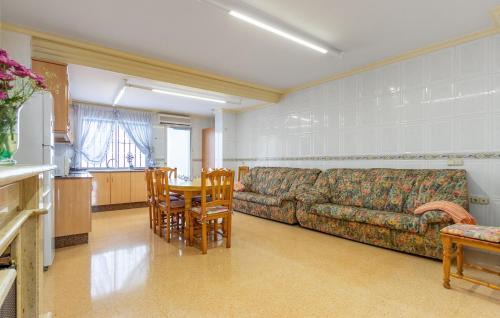 Orihuela Apartamento | Amazing Apartment In Orihuela