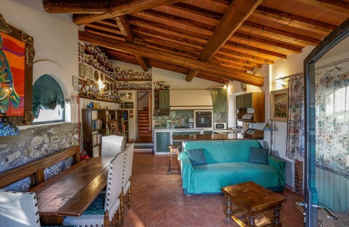 Bivio Pozzo Apartamento | Increíble apartamento en Reggello con.