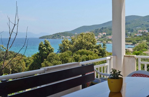 Kneza Apartamento | Amazing Apartment in Racisce With Wifi and 3 Bedrooms