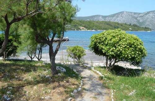 Kneza Apartamento | Amazing Apartment in Racisce With Wifi and 1 Bedrooms