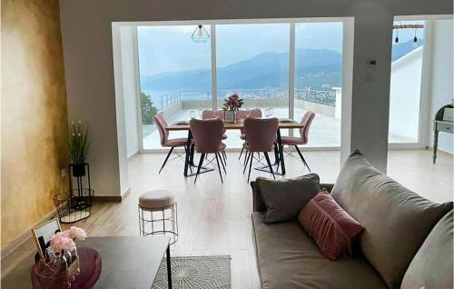 Rubesi Apartamento | Amazing Apartment In Rijeka With Wifi