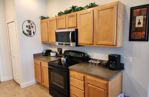 Lorain Apartamento | Amazing apartment with AC in Lorain