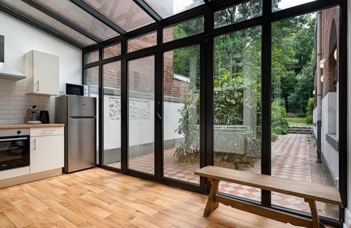 Liege Apartamento | Amazing appartement à Liège avec jardin