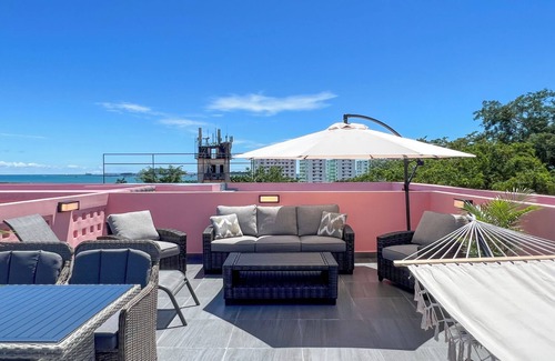Santa Ana Apartamento | Amazing Apt w/ Private Terrace & BBQ for Relaxing