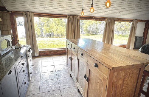 Colonia Suiza Cabina | Amazing Cabin on the Shore of Lake Moreno H58 by Apartments Bariloche