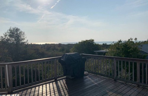 Southold Casa | Amazing Beach House in the North Fork Wineries