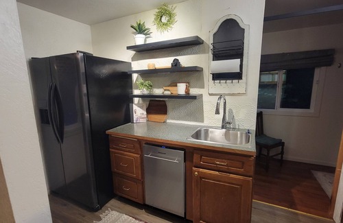 Castle Rock Casa | Amazing Beach & Waterfront in 2-bedroom Cottage on Toutle River Castle Rock Wa