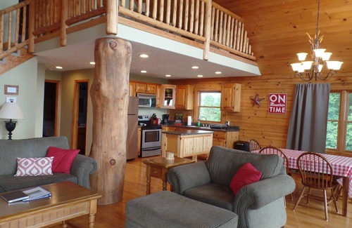Cana Cabina | Amazing Cabin on Blue Ridge over Mt Airy