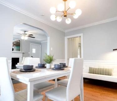 Plaza Midwood Casa | Amazing Cottage with Great Sights in Charlotte, North Carolina