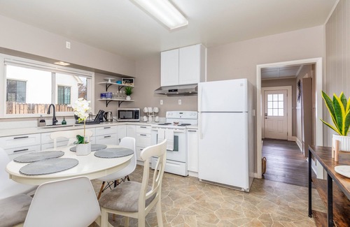 California Wine Country Casa | ***Amazing Cozy 3 Bedrooms 2 Bathrooms House