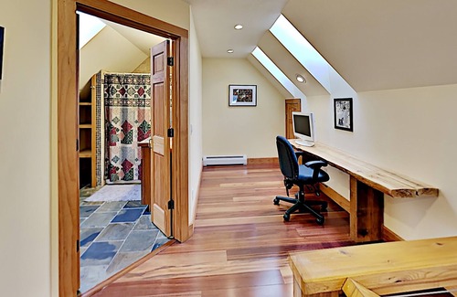 Hayward Cabina | Amazing Custom Built Northwoods Executive Lake Home- Ultimate Family Getaway