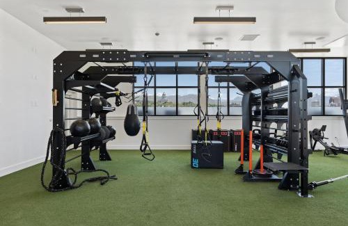 Downtown Salt Lake City Apartamento | Amazing Deluxe 1BR Pool Gym HTub