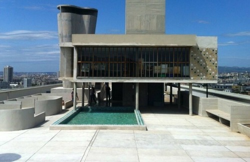 Sainte-Anne Apartamento | Amazing Duplex Flat in Le Corbusier Building Marseille