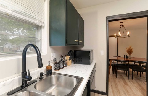 Wichita Casa | Amazing East Side 3BR 2BA Wifi SMRT TV