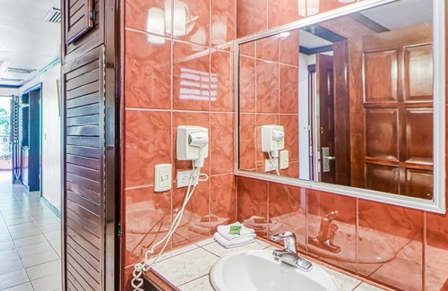 Damas Condominio | Amazing Escape W/ Lush Gardens, Shared Pool, Expansive Balcony & More!