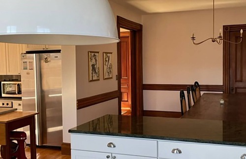 Fair Haven Apartamento | Amazing experience near the Quinnipiac River. Historic w/chef's kitchen & bidet.