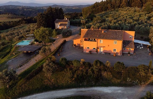Montelupo Fiorentino Villa | Villa en Sammontana con 8 habitaciones, capacidad 17